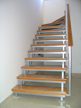 17. Stepenice bukove