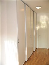 28. Garderobni ormar